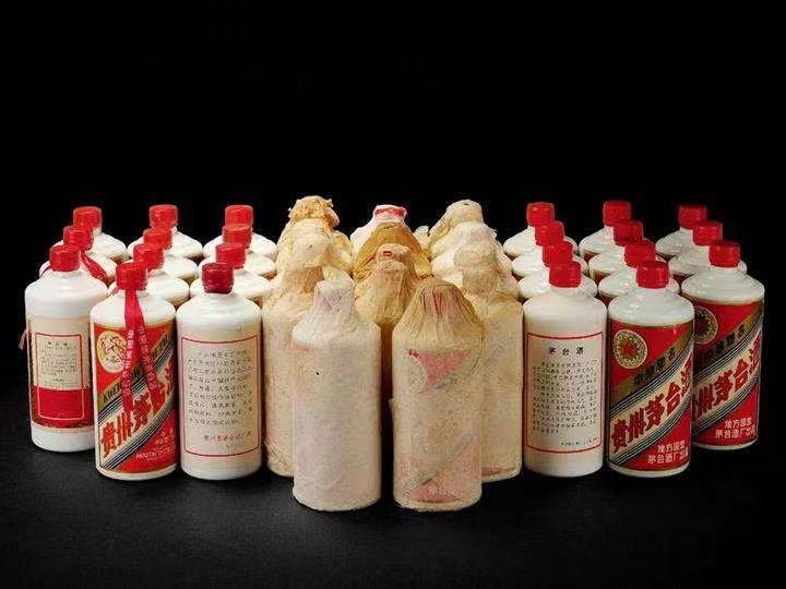 壤塘日照岚山回收酒价格哪里回收(附近上门回收茅台酒）?